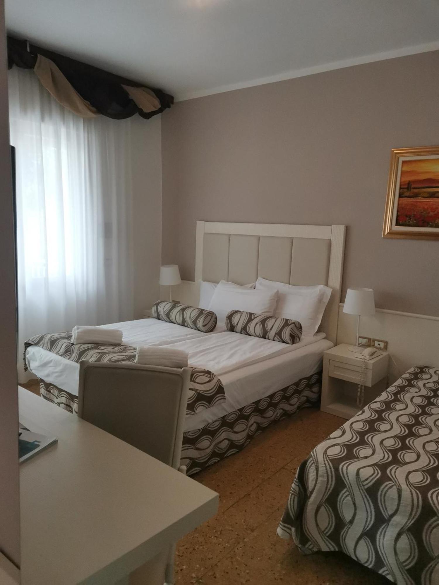 Hotel Astoria